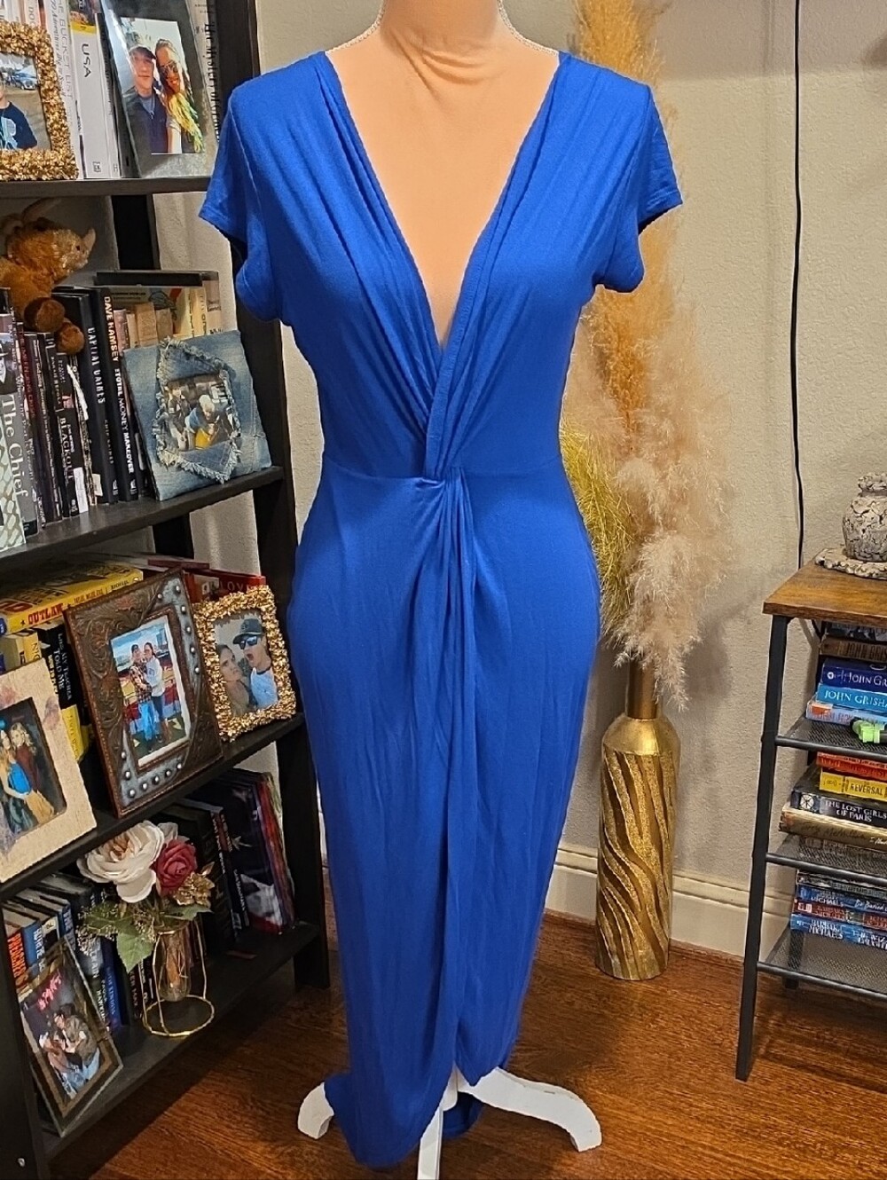 Rolla Coster Royal Blue Twisting Plunge V-Neck Maxi Dress Size Large